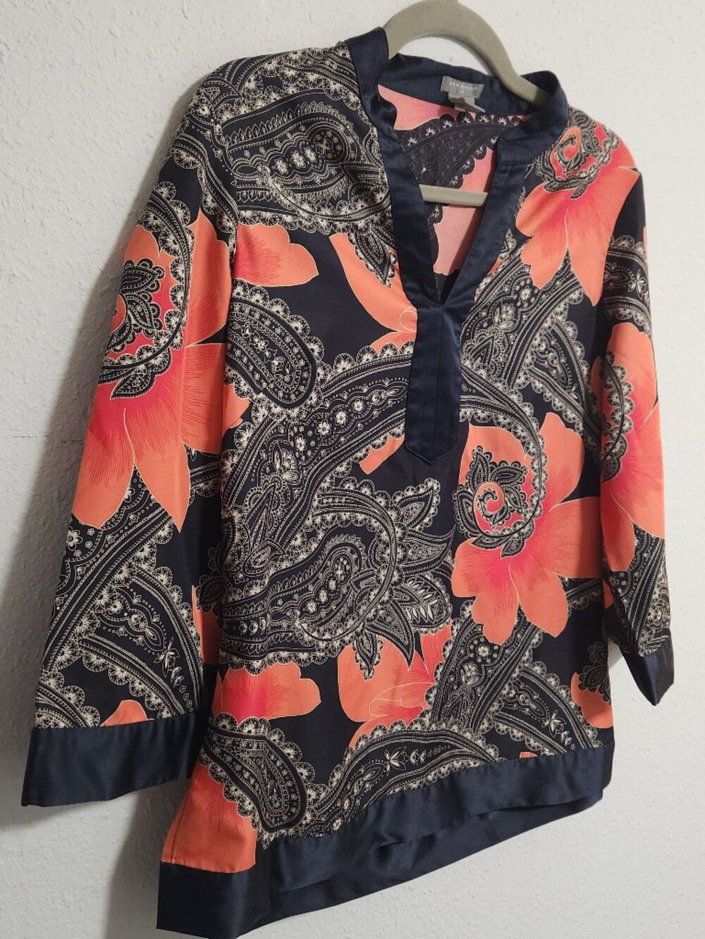 Ann Taylor | Navy Satin Soft Paisley Boho Tunic Three Quarter Blouse Small Top